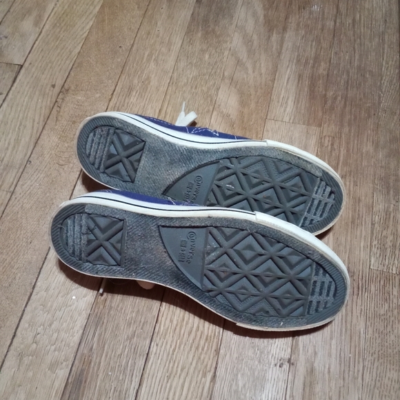 Converse - Picture 3 of 3